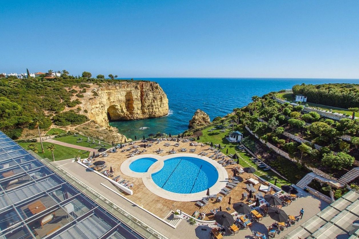 Eucalyptus Bay spa and pool area
